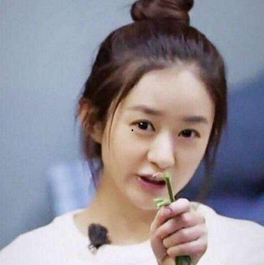 赵丽颖卸妆照片,真实颜值引发网友热议